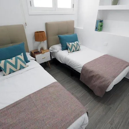 Salva Reina 公寓 *