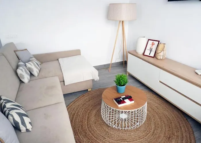 Salva Reina Apartman