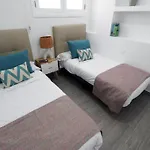 Salva Reina Apartment *